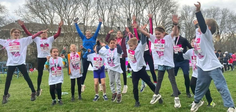 Fóti versenyzők a Vivicittá futóversenyen