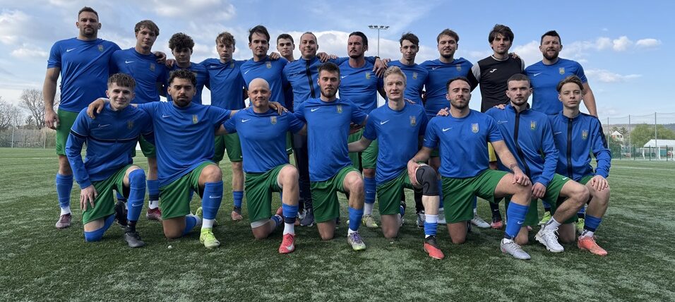 Formába lendülve, célra tartva!